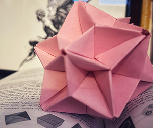 Pink Origami Kusudama Star – Polyhedra Origami